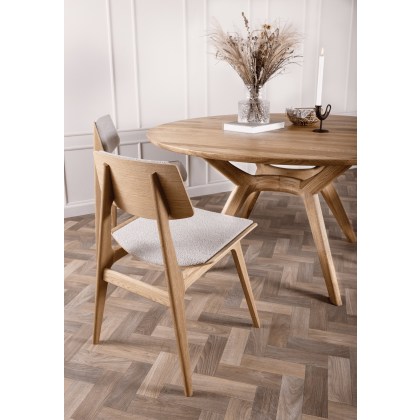 Amelia Round Extendable Dining Table