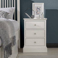 Ashby White 3 Drawer Nightstand Ashby White 3 Drawer Nightstand
