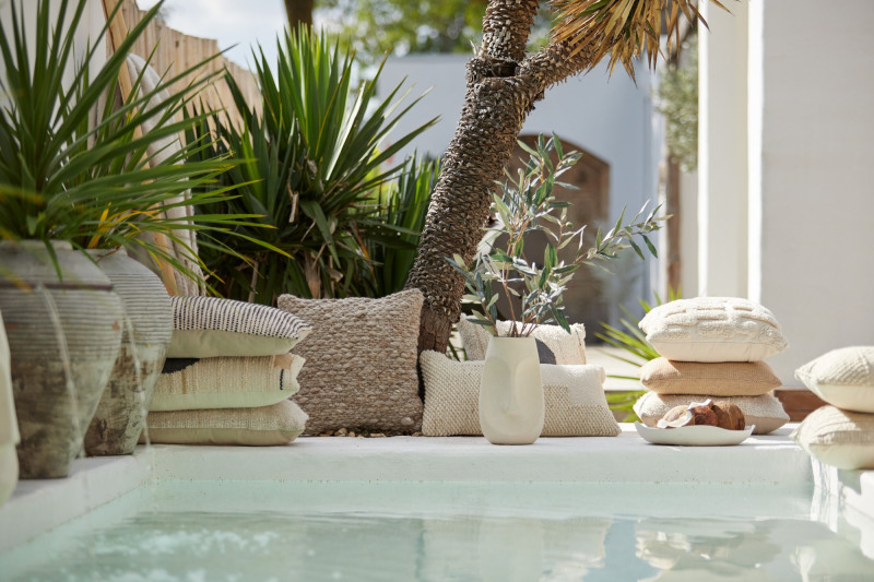 Baraki Cushion Baraki Cushion