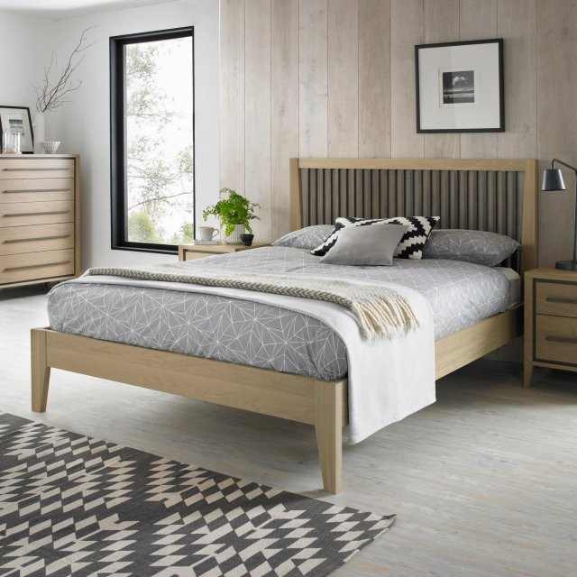 Oakland Aged Oak & Weathered Oak Slatted Bedstead King 150cm Oakland Aged Oak & Weathered Oak Slatted Bedstead King 150cm