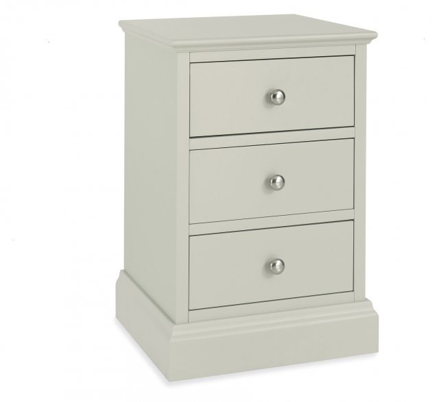 Rivendell Cotton Soft Grey 3 Drawer Nightstand Rivendell Cotton Soft Grey 3 Drawer Nightstand