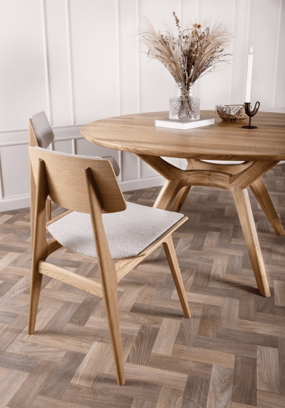 KK Amelia AM3H official web round dining oak C4 002
